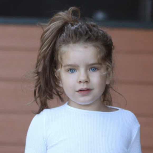 Meet your Posher, L. - Picture 1 of 1